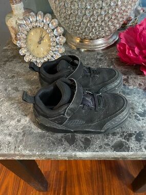 Jordan Kids' Black Athletic Sneakers with Hook-and-Loop Strap